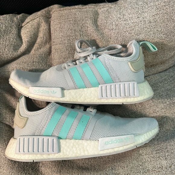 Adidas Womens' Light Gray and Teal Sneakers - Picture 1 of 5
